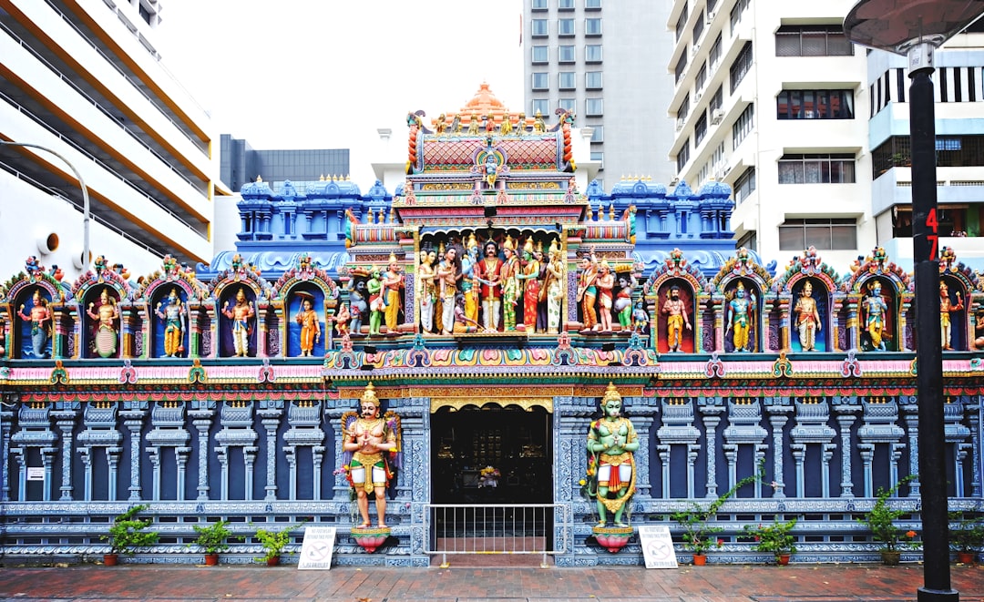 Hinduizm: główne zasady i nauki 1 Photo Hindu temple