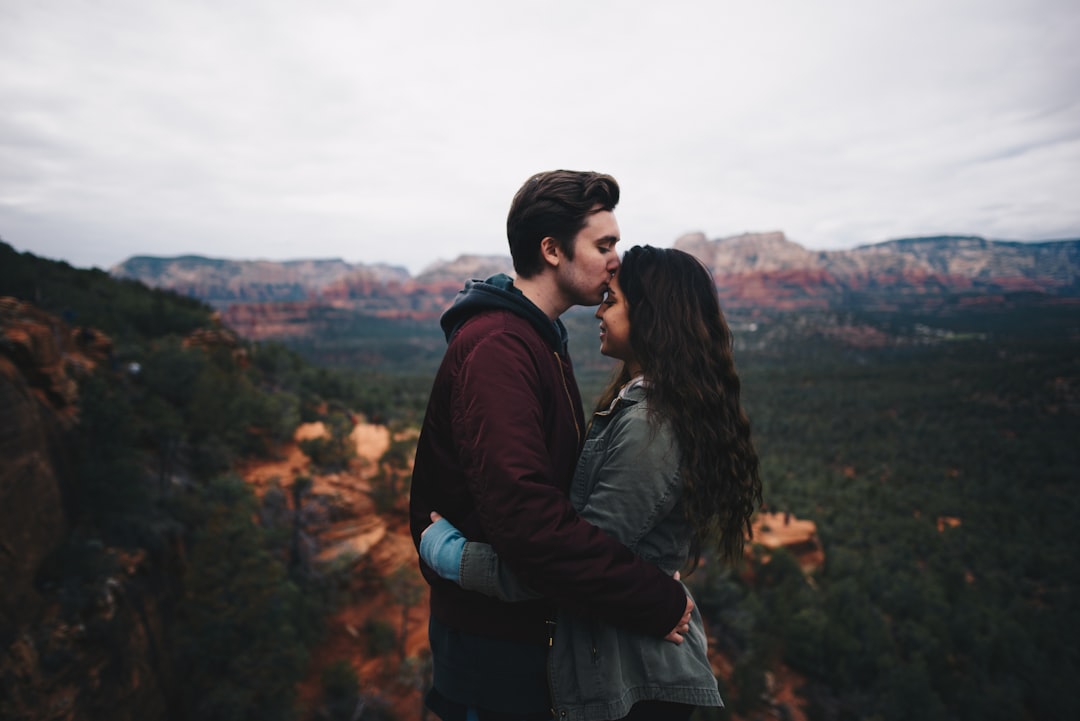 Photo Meditating couple