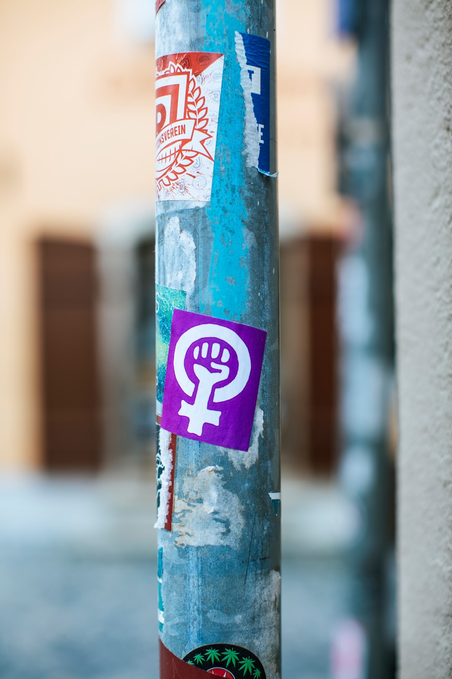 Photo "Feminist theology challenges"